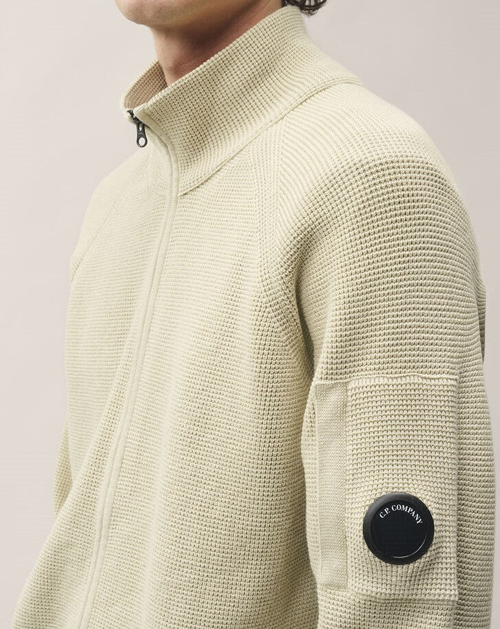 C.P. Company Waffle Knit Cotton Zip Lens Cardigan Silver Birch – photo 4 – Dewachter Montpellier