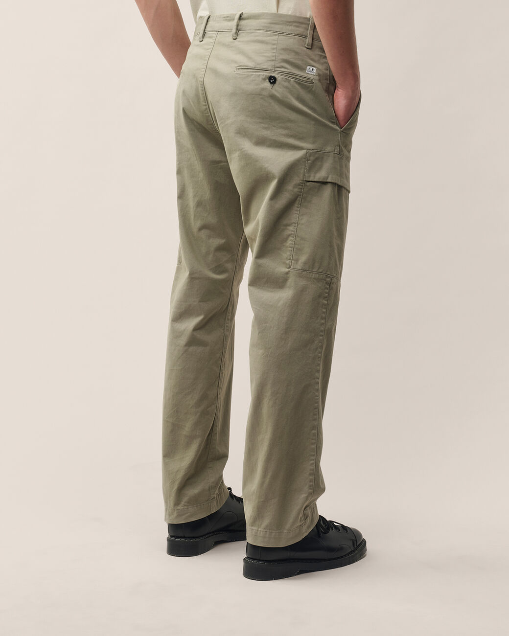 C.P. Company Stretch Sateen Regular Cargo Pants Fallen Rock – photo 3 – Dewachter Montpellier
