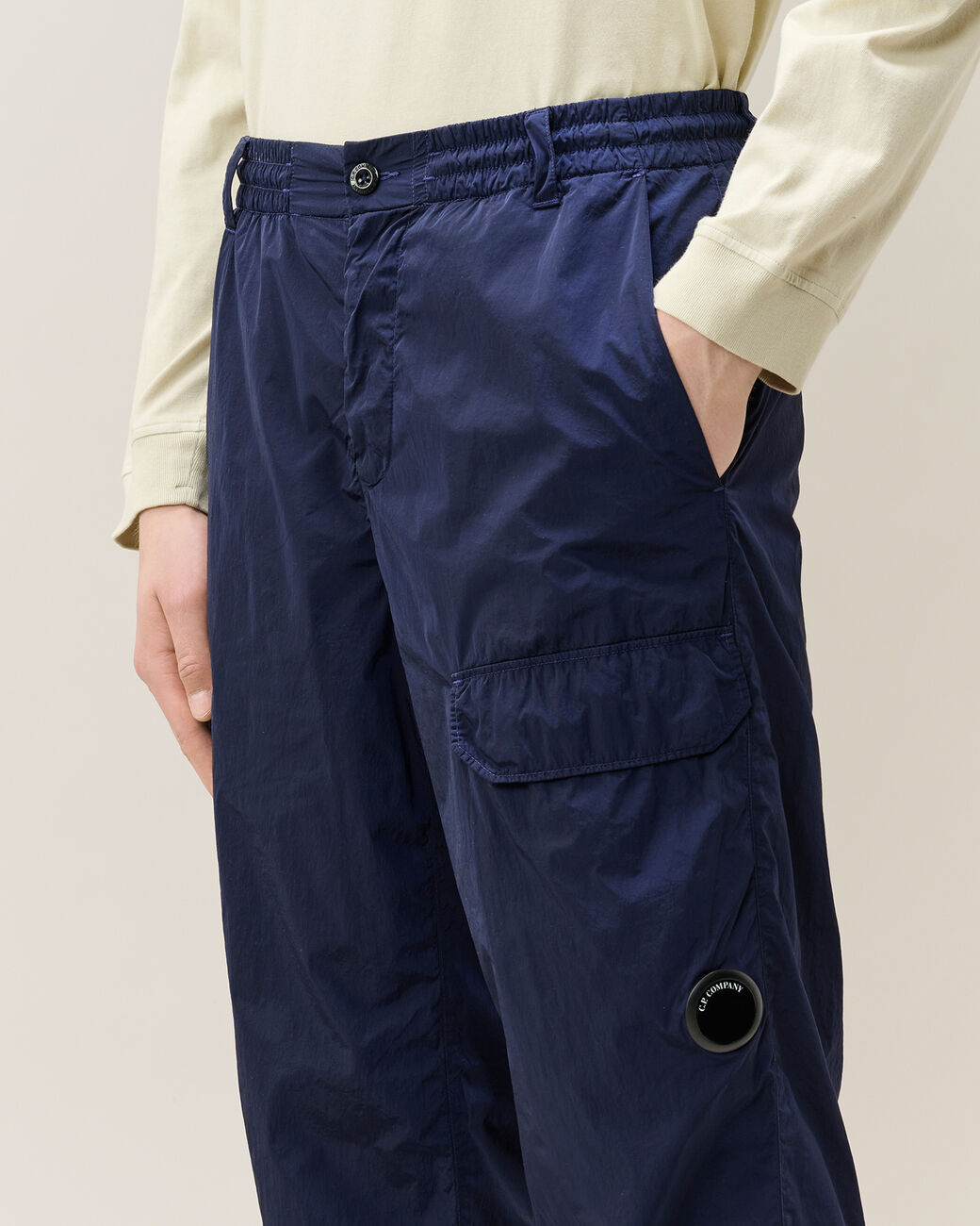 C.P. Company Chrome-R Regular Lens Cargo Pants Peacoat – photo 4 – Dewachter Montpellier