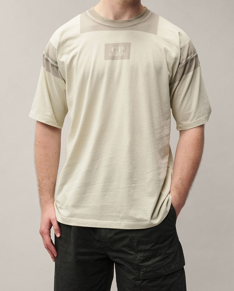C.P. Company 24/1 Jersey Short Sleeve Chest Logo T-Shirt Silver Birch – photo 2 – Dewachter Montpellier