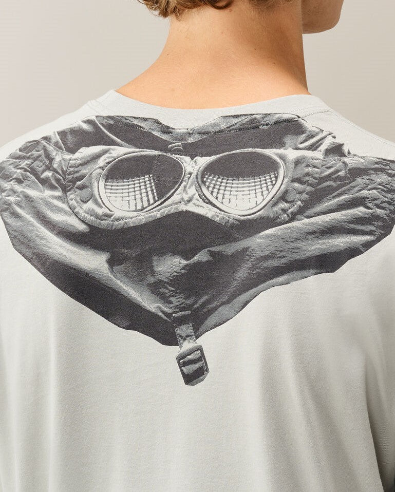 C.P. Company 30/1 Jersey Short Sleeve Goggle T-Shirt Flint Grey – photo 4 – Dewachter Montpellier