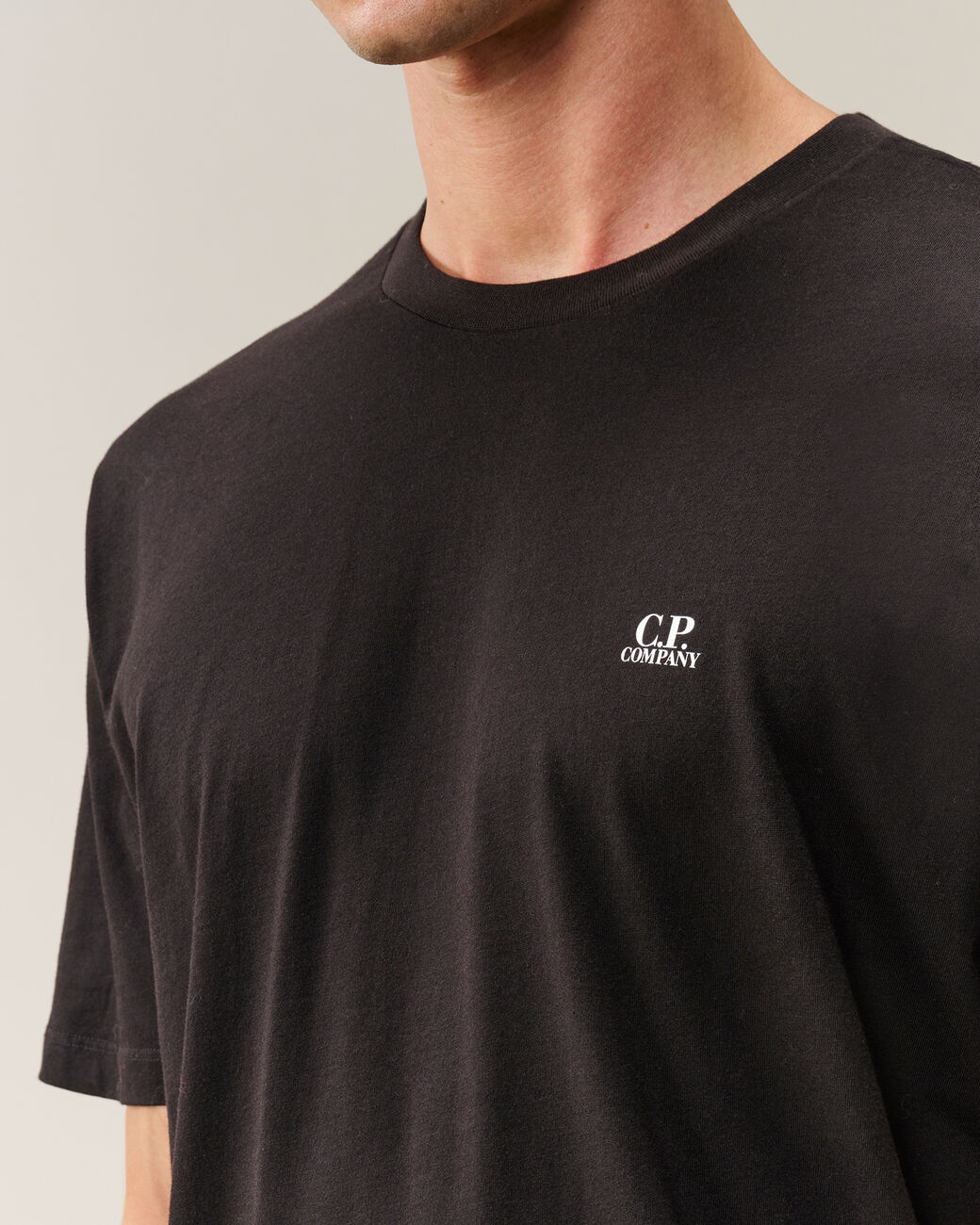 C.P. Company 30/1 Jersey Short Sleeve Goggle T-Shirt Black – photo 5 – Dewachter Montpellier
